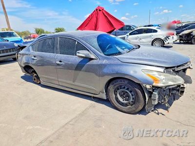 Czwarte zdjęcie samochodu z boku: 2015 NISSAN ALTIMA 2.5 S VIN:1N4AL3AP5FN913394 - miniatura