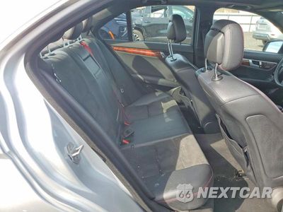 Zdjęcie 10 z 12 samochodu: 2011 MERCEDES-BENZ C 300 4MATIC VIN:WDDGF8BBXBR163379 - miniatura