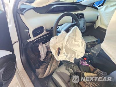 Zdjęcie 8 z 12 samochodu: 2021 TOYOTA PRIUS L ECO VIN:JTDKAMFU4M3146560 - miniatura