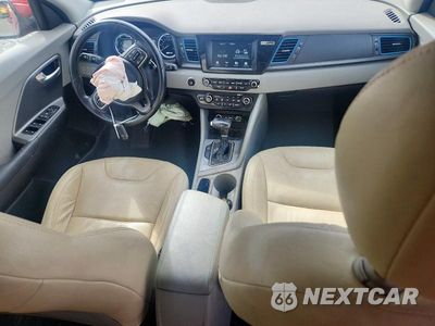 Zdjęcie 8 z 13 samochodu: 2019 KIA NIRO LX VIN:KNDCM3LD3K5353579 - miniatura