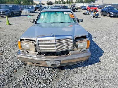 Piąte zdjęcie samochodu w środku: 1988 MERCEDES-BENZ 560 SEL VIN:WDBCA39D6JA372700 - miniatura