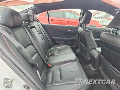 Zdjęcie 10 z 12 samochodu: 2017 HONDA ACCORD SPORT SPECIAL EDITION VIN:1HGCR2F14HA297361 - miniatura