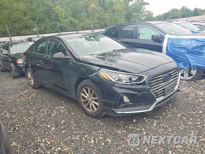 Czwarte zdjęcie samochodu z boku: 2019 HYUNDAI SONATA SE VIN:5NPE24AF3KH741954 - miniatura