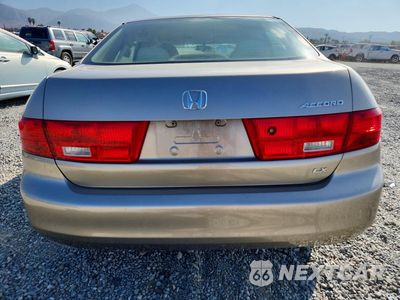 Zdjęcie 6 z 13 samochodu: 2005 HONDA ACCORD LX VIN:JHMCM56435C005934 - miniatura