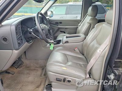 Zdjęcie 7 z 13 samochodu: 2005 GMC YUKON VIN:1GKEK13T15J153147 - miniatura