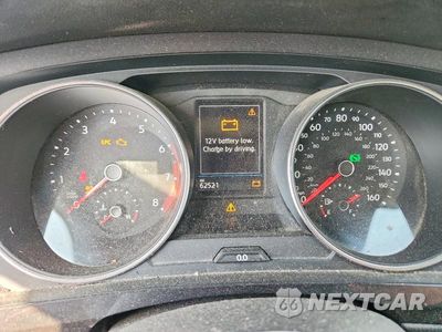 Zdjęcie 9 z 12 samochodu: 2020 VOLKSWAGEN TIGUAN SE VIN:3VV2B7AXXLM072401 - miniatura