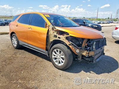 Czwarte zdjęcie samochodu z boku: 2018 CHEVROLET EQUINOX LT VIN:2GNAXJEV3J6173764 - miniatura