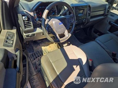 Zdjęcie 8 z 12 samochodu: 2019 FORD F550 SUPER DUTY VIN:1FD0W5HT1KEF23314 - miniatura