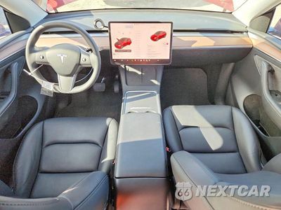 Zdjęcie 8 z 12 samochodu: 2024 TESLA MODEL Y VIN:7SAYGDEE8RF078733 - miniatura