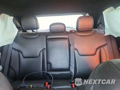 Zdjęcie 10 z 13 samochodu: 2025 JEEP COMPASS LIMITED VIN:3C4NJDCN0ST507407 - miniatura
