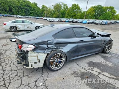 Trzecie zdjęcie samochodu z tyłu: 2016 BMW M4 VIN:WBS3R9C59GK336154 - miniatura