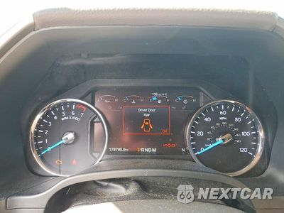 Zdjęcie 9 z 13 samochodu: 2019 FORD EXPEDITION MAX XLT VIN:1FMJK1HT8KEA71600 - miniatura