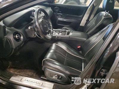 Zdjęcie 7 z 12 samochodu: 2016 JAGUAR XJ VIN:SAJXJ1CD3G8V95424 - miniatura