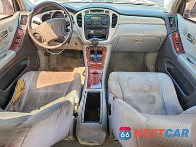 Zdjęcie 8 z 13 samochodu: 2004 TOYOTA HIGHLANDER LIMITED VIN:JTEDP21A840028808 - miniatura