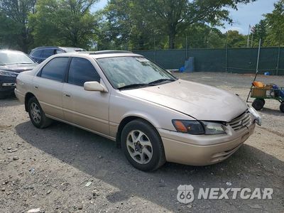 Czwarte zdjęcie samochodu z boku: 1997 TOYOTA CAMRY XLE V6 VIN:4T1BF22K5VU904973 - miniatura