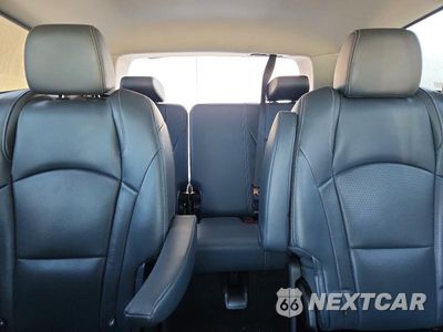 Zdjęcie 10 z 14 samochodu: 2020 BUICK ENCLAVE ESSENCE VIN:5GAERBKWXLJ107050 - miniatura