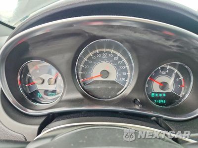 Zdjęcie 9 z 12 samochodu: 2012 CHRYSLER 200 LIMITED VIN:1C3CCBCG1CN108275 - miniatura