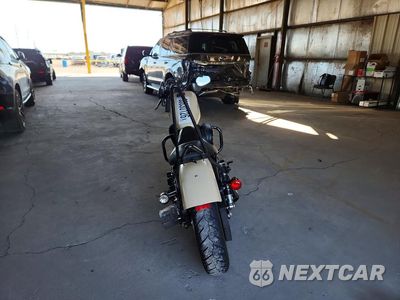Czwarte zdjęcie samochodu z boku: 2015 HARLEY-DAVIDSON XL883 IRON 883 VIN:1HD4LE215FC407068 - miniatura