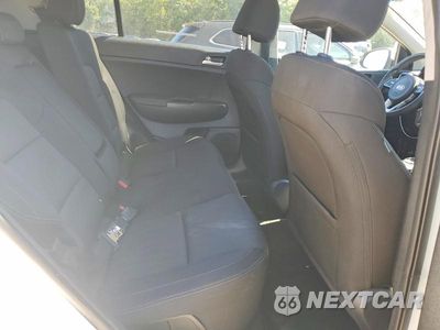 Zdjęcie 11 z 14 samochodu: 2020 KIA SPORTAGE LX VIN:KNDPMCAC1L7665983 - miniatura