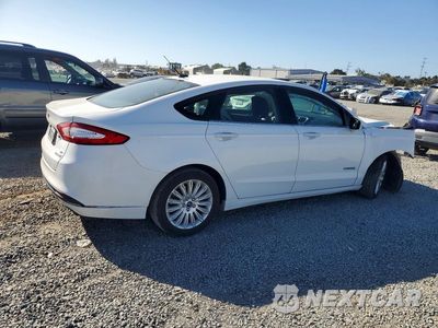 Trzecie zdjęcie samochodu z tyłu: 2013 FORD FUSION SE HYBRID VIN:3FA6P0LUXDR209486 - miniatura