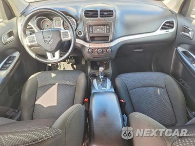Zdjęcie 8 z 13 samochodu: 2019 DODGE JOURNEY SE VIN:3C4PDCBB3KT694224 - miniatura
