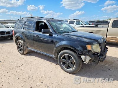 Czwarte zdjęcie samochodu z boku: 2012 FORD ESCAPE XLT VIN:1FMCU0DG9CKB90698 - miniatura