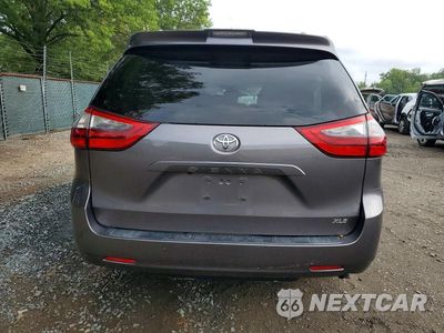 Zdjęcie 6 z 13 samochodu: 2020 TOYOTA SIENNA XLE 8-PASSENGER VIN:5TDYZ3DC1LS040944 - miniatura