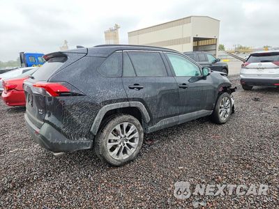 Trzecie zdjęcie samochodu z tyłu: 2025 TOYOTA RAV4 XLE PREMIUM VIN:2T3A1RFV7SC564513 - miniatura