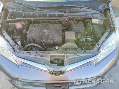 Zdjęcie 12 z 14 samochodu: 2018 TOYOTA SIENNA XLE PREMIUM 8-PASSENGER VIN:5TDYZ3DC2JS911945 - miniatura