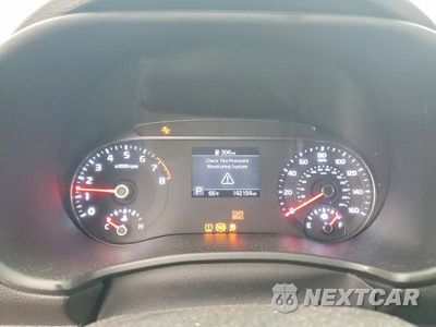 Zdjęcie 9 z 12 samochodu: 2022 KIA SOUL LX VIN:KNDJ23AU6N7177183 - miniatura