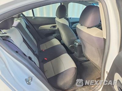 Zdjęcie 10 z 12 samochodu: 2015 CHEVROLET CRUZE LS VIN:1G1PA5SH4F7176960 - miniatura