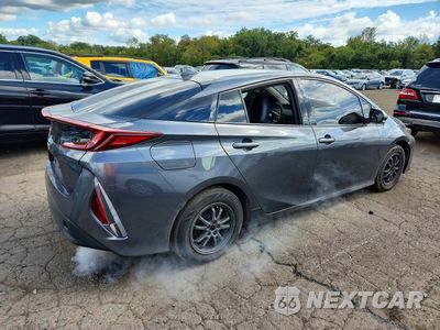 Trzecie zdjęcie samochodu z tyłu: 2019 TOYOTA PRIUS PRIME PREMIUM VIN:JTDKARFP2K3117157 - miniatura