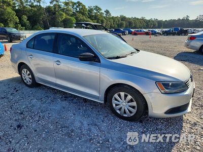 Czwarte zdjęcie samochodu z boku: 2012 VOLKSWAGEN JETTA BASE VIN:3VW2K7AJ2CM472444 - miniatura