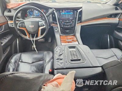 Zdjęcie 8 z 13 samochodu: 2017 CADILLAC ESCALADE VIN:1GYS4BKJ6HR363693 - miniatura