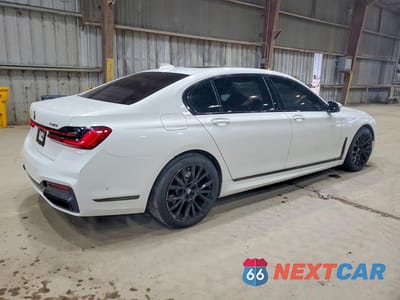 Trzecie zdjęcie samochodu z tyłu: 2020 BMW 740 I VIN:WBA7T2C08LGL18129 - miniatura