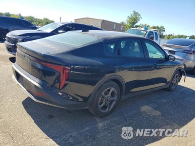 Trzecie zdjęcie samochodu z tyłu: 2025 KIA K4 LXS VIN:3KPFT4DE9SE060335 - miniatura