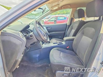 Zdjęcie 7 z 13 samochodu: 2013 NISSAN ROGUE S VIN:JN8AS5MV8DW102557 - miniatura
