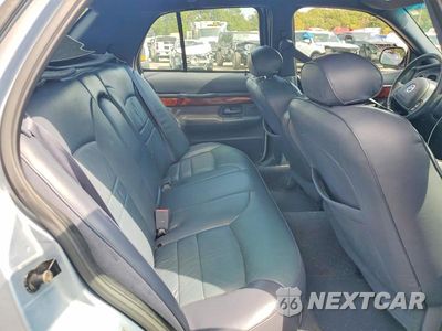 Zdjęcie 10 z 12 samochodu: 2001 MERCURY GRAND MARQUIS LS VIN:2MEFM75W11X695739 - miniatura