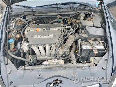 Zdjęcie 11 z 12 samochodu: 2004 HONDA ACCORD LX VIN:1HGCM56384A109419 - miniatura