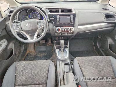 Zdjęcie 8 z 13 samochodu: 2017 HONDA FIT LX VIN:JHMGK5H57HS020346 - miniatura
