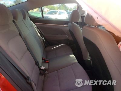 Zdjęcie 10 z 12 samochodu: 2020 HYUNDAI ELANTRA SEL VIN:5NPD84LFXLH627006 - miniatura