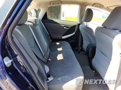 Zdjęcie 10 z 12 samochodu: 2013 TOYOTA PRIUS TWO VIN:JTDKN3DU0D1673167 - miniatura