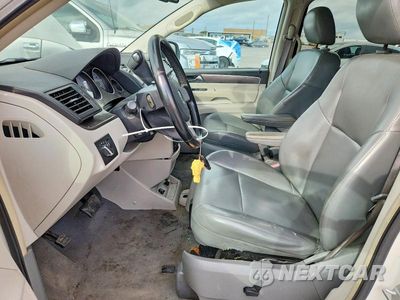 Zdjęcie 7 z 13 samochodu: 2010 VOLKSWAGEN ROUTAN SE VIN:2V4RW3D13AR184535 - miniatura