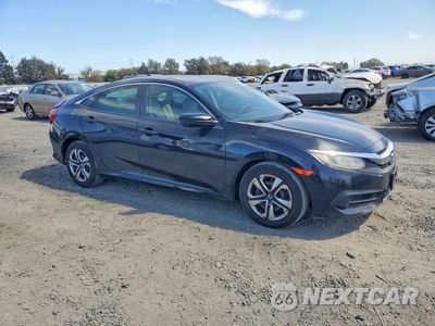 Czwarte zdjęcie samochodu z boku: 2018 HONDA CIVIC LX VIN:19XFC2F54JE200825 - miniatura