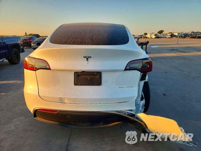Zdjęcie 6 z 12 samochodu: 2025 TESLA MODEL Y VIN:7SAYGAEE4SF283972 - miniatura