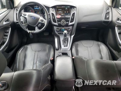 Zdjęcie 8 z 12 samochodu: 2012 FORD FOCUS TITANIUM VIN:1FAHP3N27CL274296 - miniatura