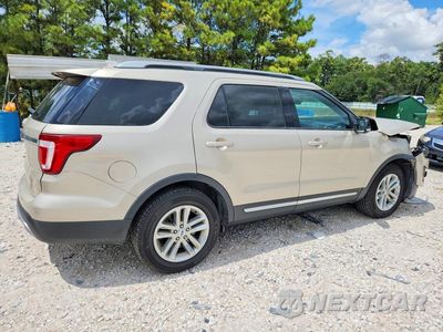 Trzecie zdjęcie samochodu z tyłu: 2017 FORD EXPLORER XLT VIN:1FM5K7D87HGC20551 - miniatura