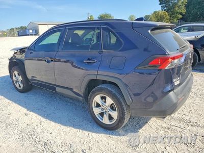 Drugie zdjęcie samochodu z przodu: 2021 TOYOTA RAV4 XLE VIN:2T3W1RFV5MW175070 - miniatura