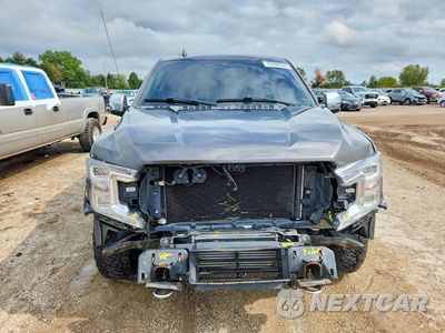 Piąte zdjęcie samochodu w środku: 2018 FORD F150 SUPERCREW VIN:1FTEW1EG3JKC20321 - miniatura