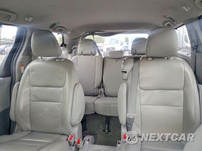 Zdjęcie 10 z 14 samochodu: 2019 TOYOTA SIENNA XLE 8-PASSENGER VIN:5TDYZ3DC8KS975277 - miniatura